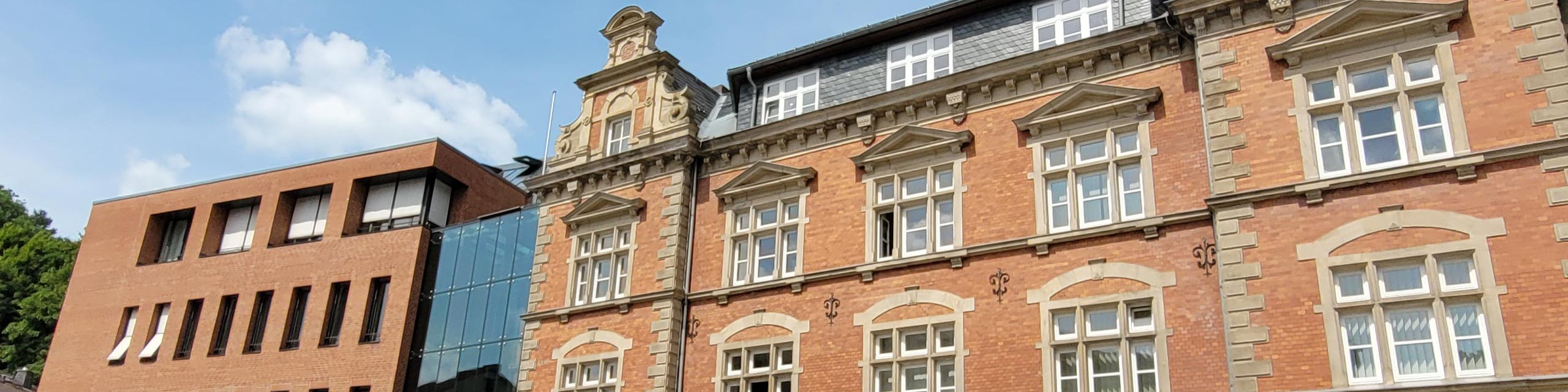 Amtsgericht Sonneberg Blick auf die Vorderseite des Amtsgerichtes in Sonneberg