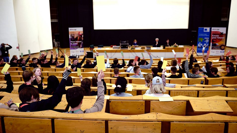 Schüler stimmen ab bei plenergy Erfurt (c) Klimaschutzagentur Region Hannover