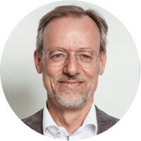 Dr. Martin Gude Dr. Martin Gude