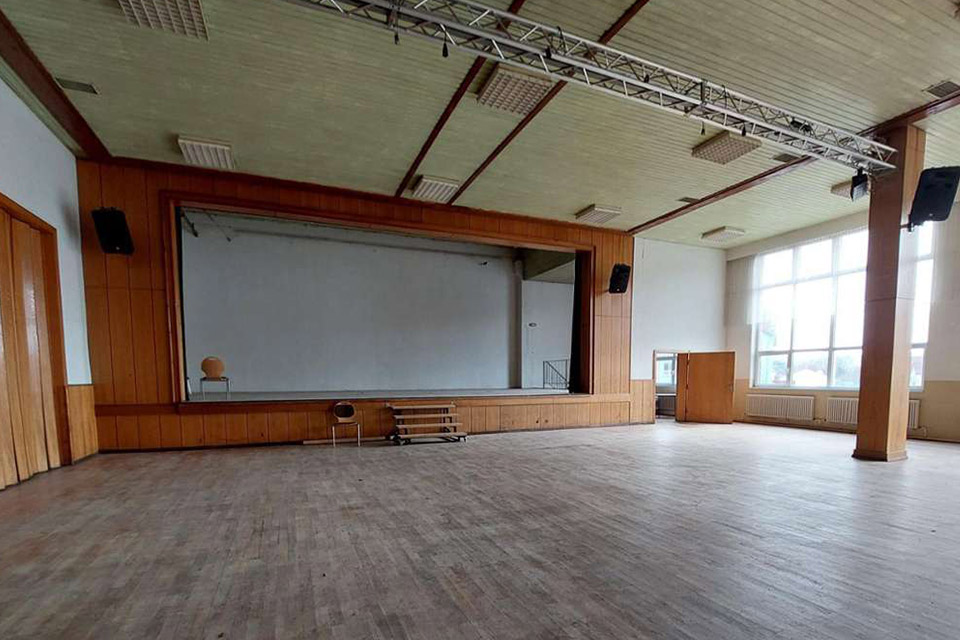 Kulturhaus Kaltensundheim Innenaufnahme des Kulturhauses Kaltensundheim mit Blick auf die Bühne