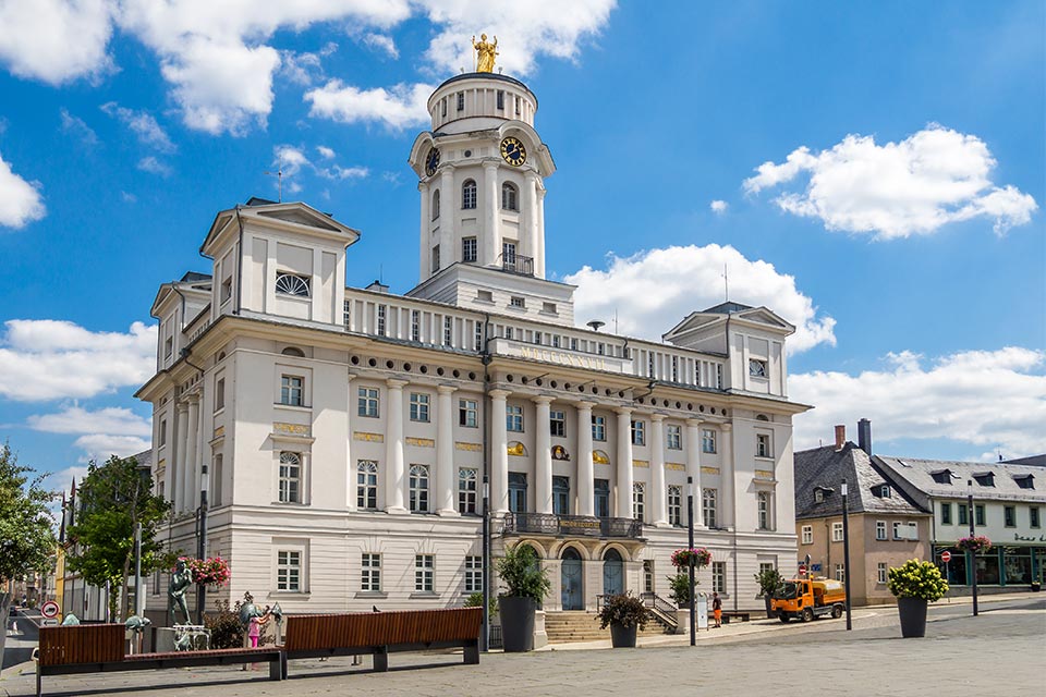 Blick auf das Rathaus von Zeulenroda